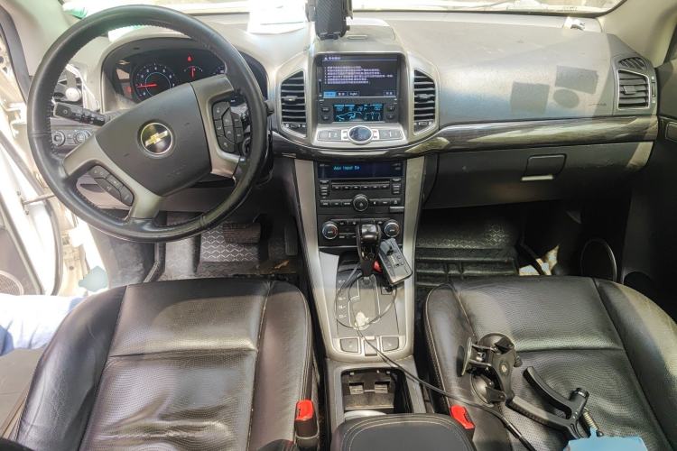 Used Chevrolet Captiva 2014 2.4L 4x4 Flagship Edition 7 Seats Center Console