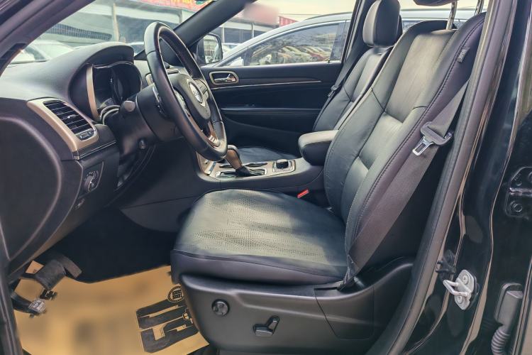 Used Jeep Grand Cherokee 2016 3.0L Comfort Navigation Edition