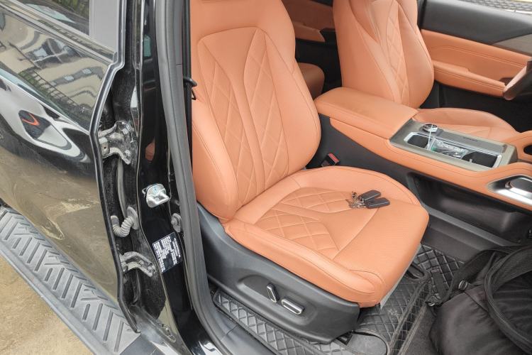 Used CHANGAN NEVO Hunter K50 2025 All-Wheel-Drive Global Version Right Front Seat