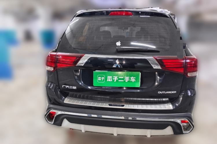 Used Mitsubishi Outlander 2017 2.0L Two-Wheel Drive Glory Edition 5 Seats