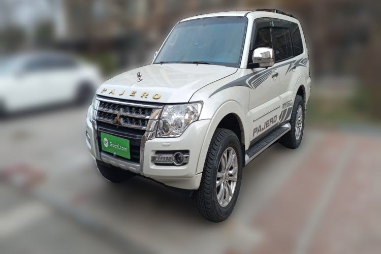 Used Mitsubishi Pajero Sport 