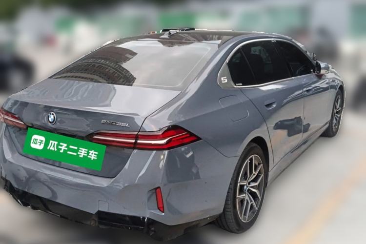 Used BMW i5 2024 eDrive 35L Luxury Model with M Sport Package