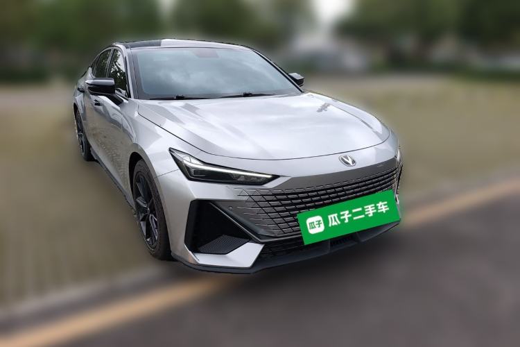 Used CHANGAN UNI-V 2022 1.5T Prestige Version
