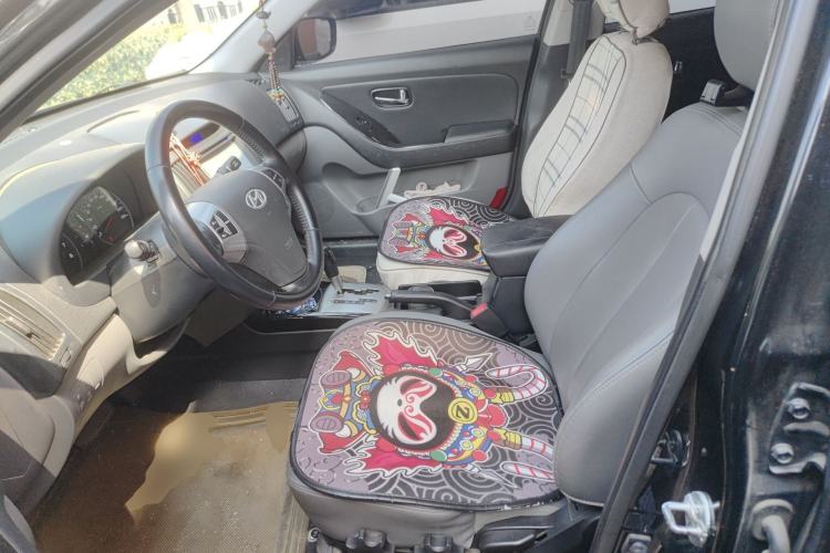 Used Hyundai Celesta 2011 1.6L Automatic Luxury Version Left Front Seat