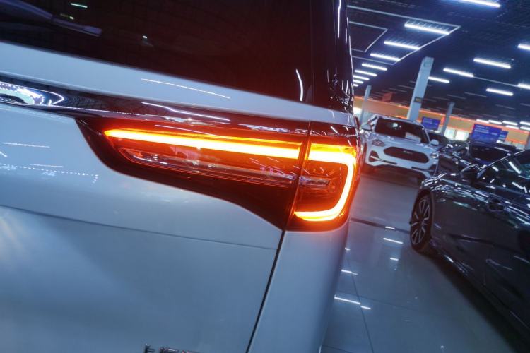 Used Buick GL8 2023 ES Lu Zun Deluxe Model
