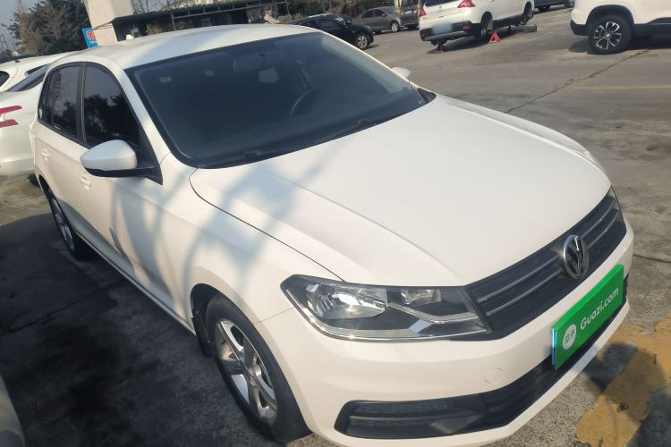 Used Volkswagen Santana 2015 Haval H6 1.6L Automatic Luxury Model
