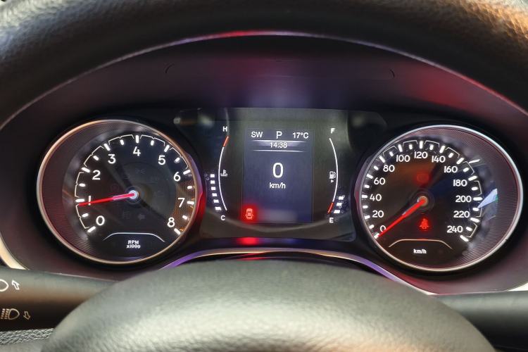 Used Jeep Compass 2017 200T Automatic Enjoyment Version
