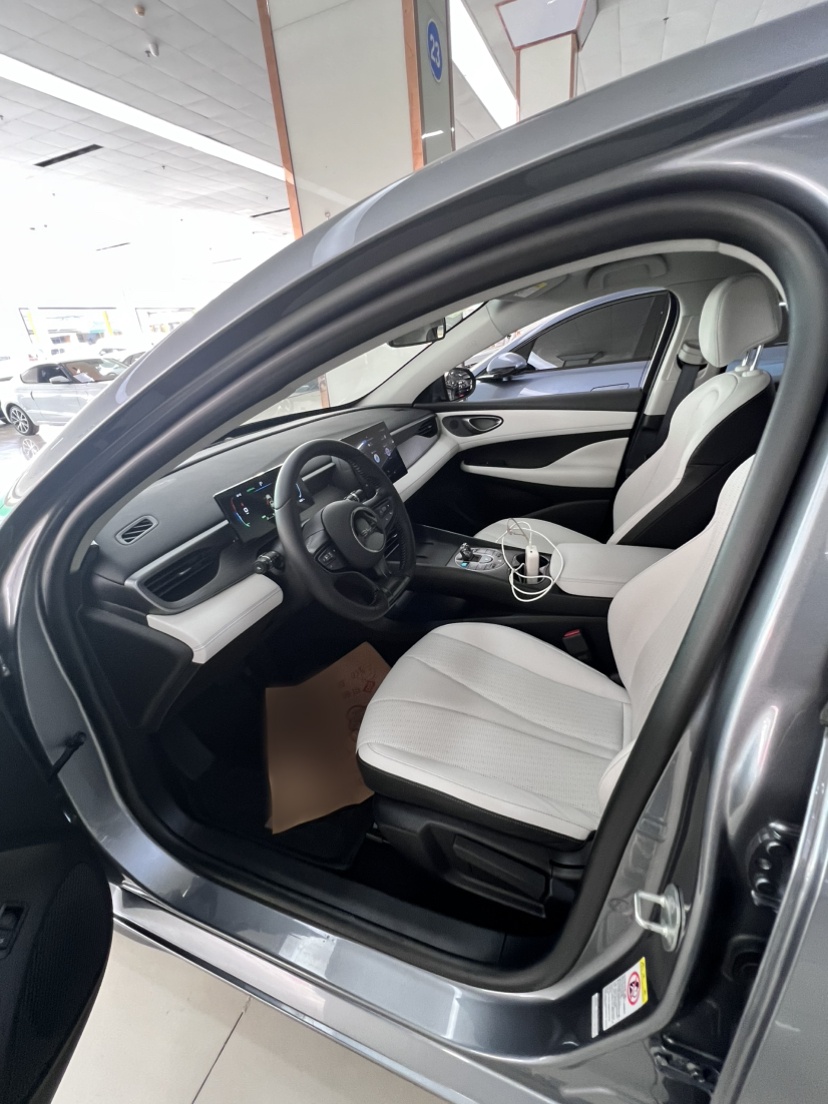 BYD Seal 05 DM-i 2025 DM-i Smart Drive 55KM Luxury Model — снимка 16