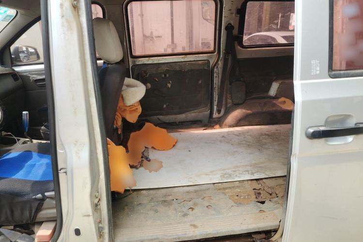 Used Wuling Rongguang V 2016 1.2L Practical Version
