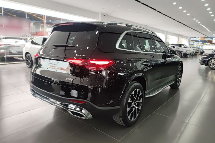 Used Mercedes-Benz GLC 2024 GLC 260 L 4MATIC Luxury Model 5 Seats