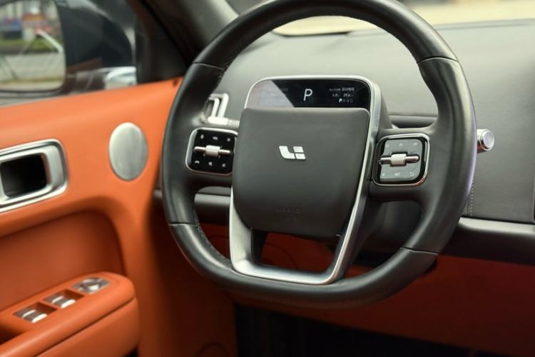 Used Li Auto L8 2023 Pro Model
