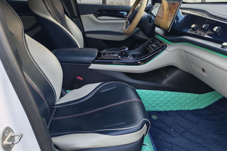 Used BYD Qin PLUS 2023 Champion Edition DM-i 120KM Excellence Model
