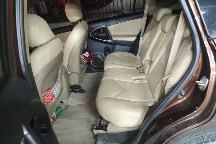 Used Toyota RAV4 2013 Special Edition 2.0L Automatic Classic
