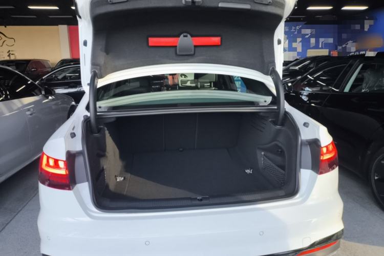 Used Audi A4L 2025 2 Million Units Enjoyment Version 40 TFSI Luxury Dynamic Edition