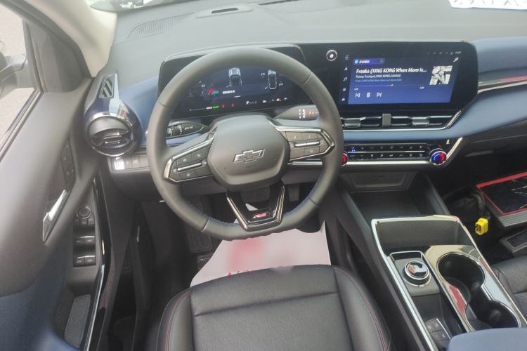 Used Chevrolet Equinox Plus 2024 102km RS Ultimate Edition Steering Wheel