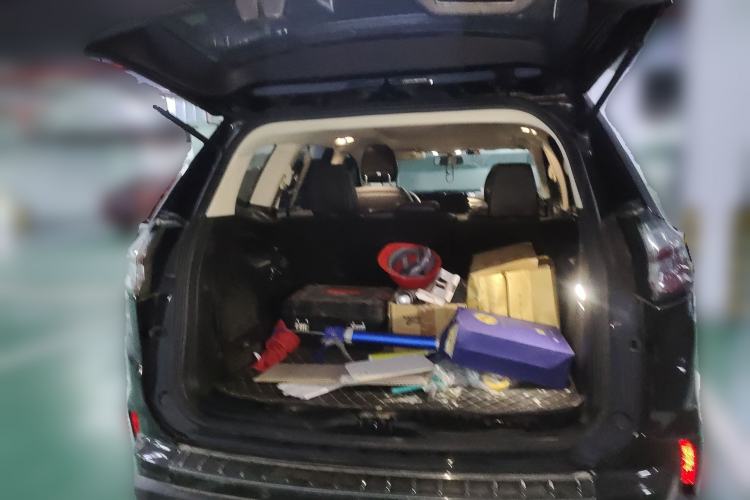 Used Ford Edge 2021 PLUS EcoBoost 245 Two-Wheel-Drive Platinum Edition 5 Seats
