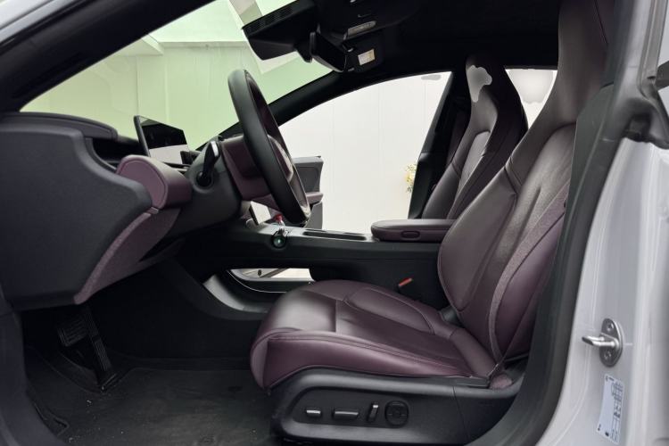 Used Nio ET5T 2024 75kWh Touring Left Front Seat