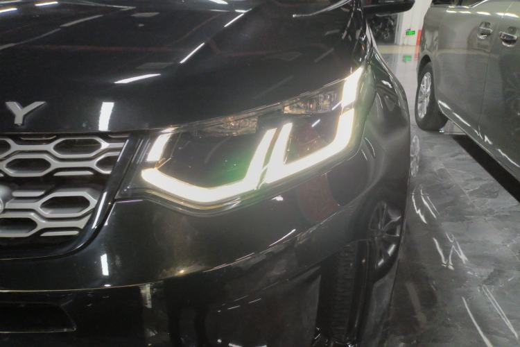 Used Land Rover Discovery Sport 2020 249 PS R-Dynamic Performance Edition Left Front Headlight