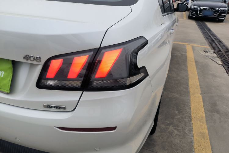 Used Peugeot 408 2020 360THP 10th Anniversary Edition Right Rear Taillight