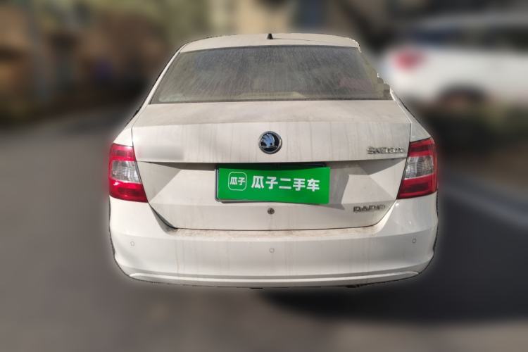 Used Skoda Rapid 2013 1.6L Manual Smart Selection Model