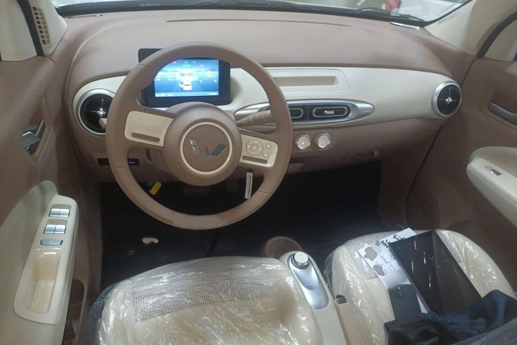 Used Wuling Hongguang MINIEV 2025 Four-Door Version Advanced Edition