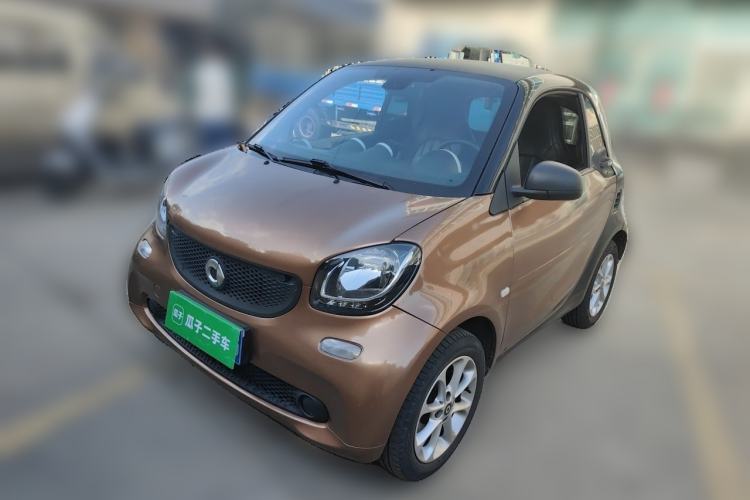 Used smart fortwo 2015 1.0L 52 kW hardtop Dynamic version