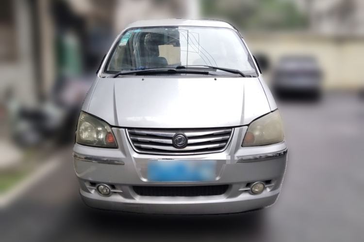 Used FORTHING Lingzhi 2014 M3 1.6L 7-seater Standard Model
