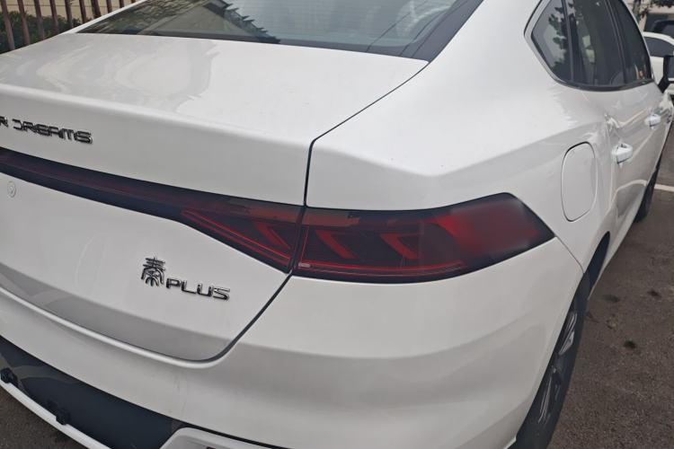 Used BYD Qin PLUS 2021 EV 400KM Leading Comfort Edition