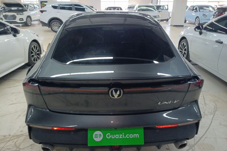 Used Changan UNI-V 2022 1.5T Prestige Version
