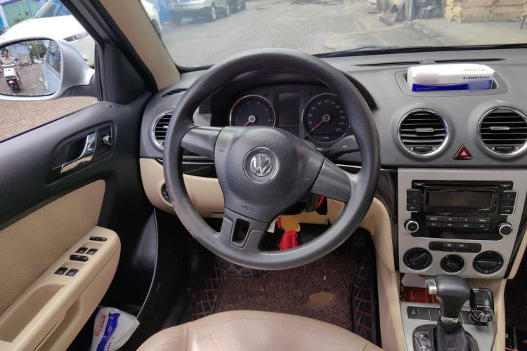 Used Volkswagen Lavida 2011 1.6L Automatic Premium Edition