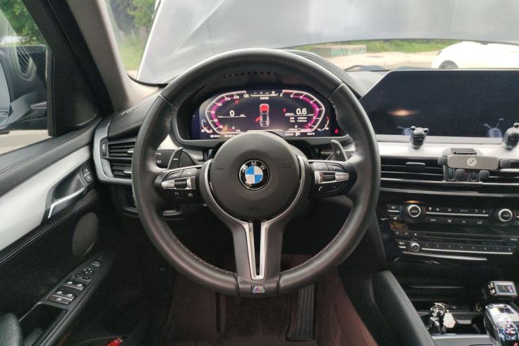 Used BMW X6 2015 xDrive35i U.S. specification

