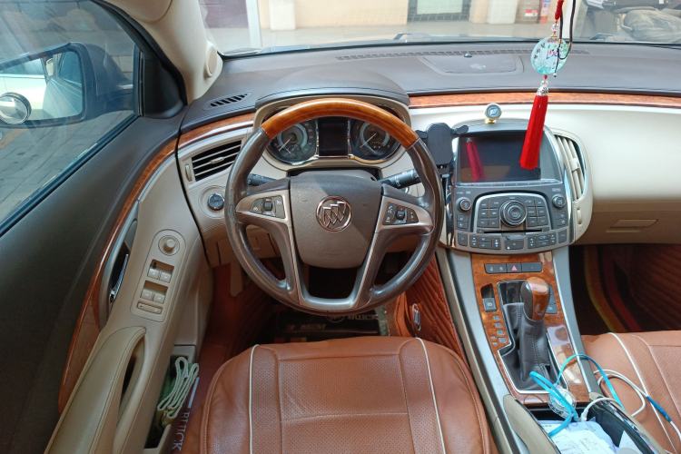 Used Buick LaCrosse 2012 2.4L SIDI Luxury Edition