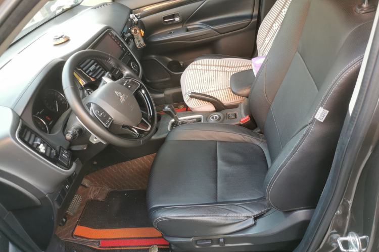 Used Mitsubishi Outlander 2016 2.4L 4x4 Elite Edition 5 Seats
