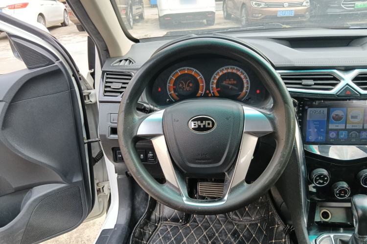 Used BYD F3 2016 1.5L Automatic Luxury Model Steering Wheel