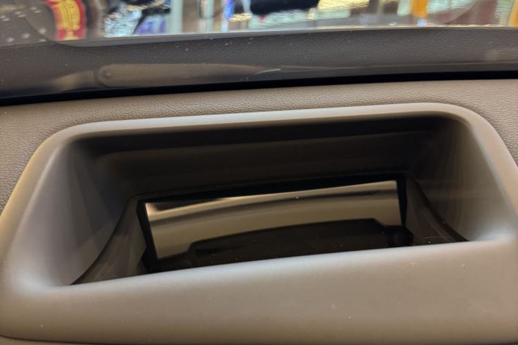 Used Mercedes-Benz Maybach S-Class 2022 S 480 4MATIC Intelligent Premium Special Edition Interior 8