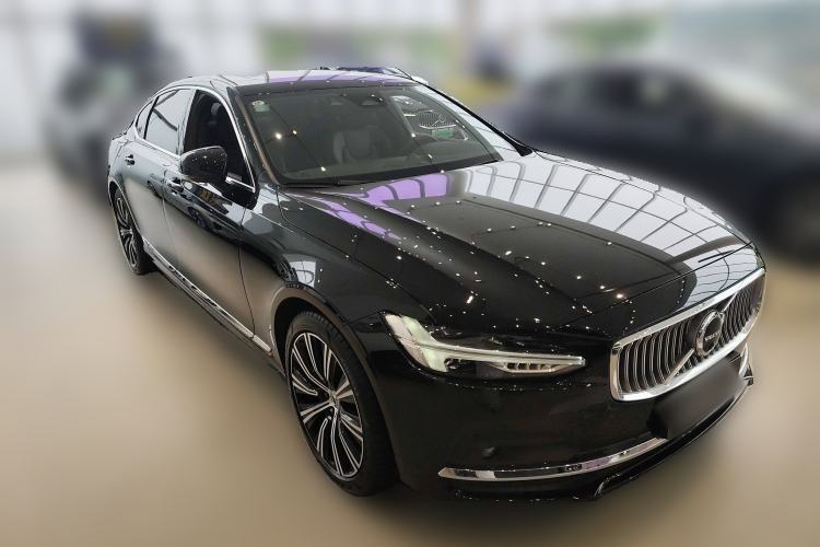 Used Volvo S90 2024 B5 Luxury Smart Edition