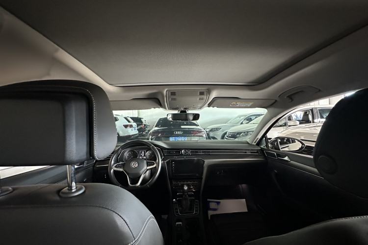 Used Volkswagen Magotan 2020 330TSI DSG Leading Model Interior 2