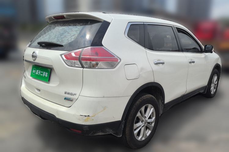 Used Nissan X-Trail 2015 2.0L CVT Comfort MAX Edition 2WD Rear Right 45 Deg