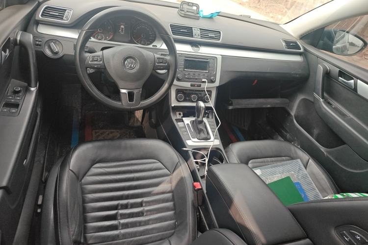 Used Volkswagen Magotan 2016 1.8TSI Smart Comfort Model Center Console