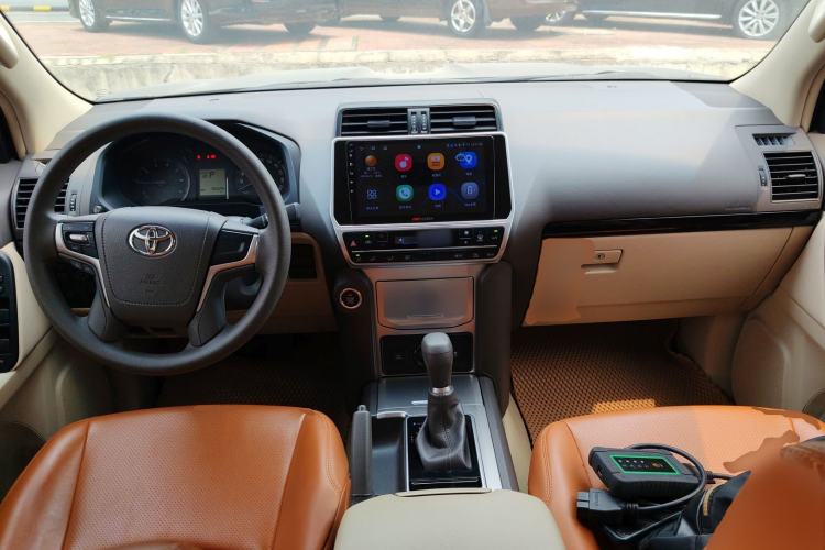 Used Toyota Prado 2022 2.7L Gasoline TX Trim Aluminum Wheels Low-Roof Configuration Base Version – Middle East Center Console