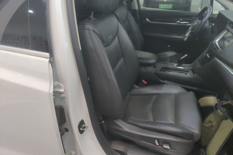 Used Cadillac XT5 2016 25T Luxury Model