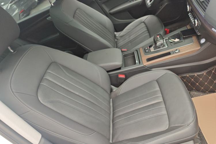 Used Audi Q5L 2022 40T Luxury Elegant Model Right Front Seat