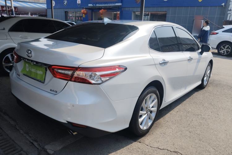 Used Toyota Camry 2021 2.0G Luxury Edition