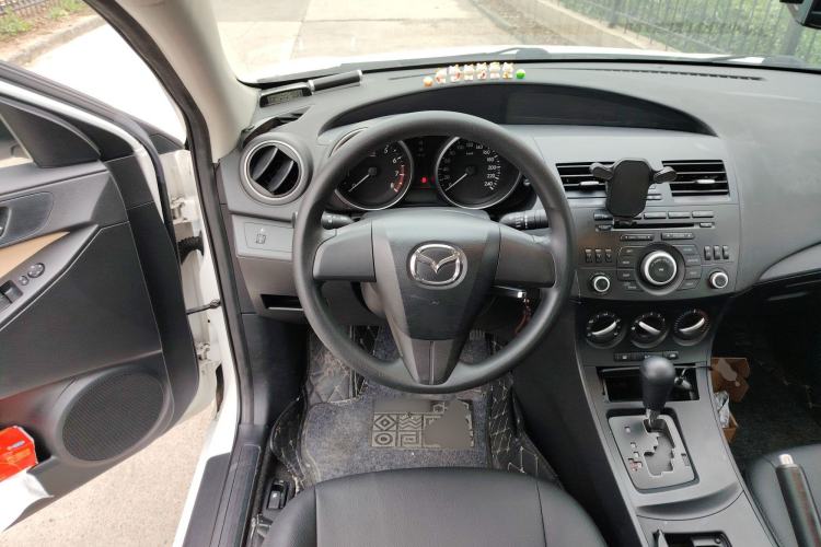 Used Mazda 3 2013 Sedan 1.6L Automatic Elite Model