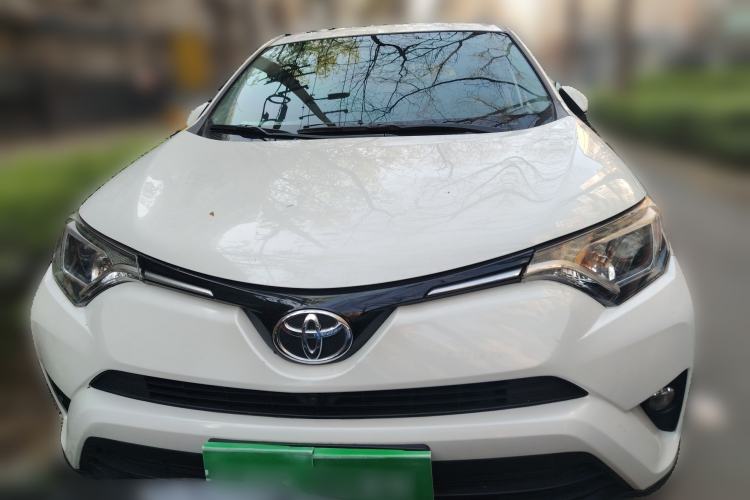 Used Toyota RAV4 2016 2.0L CVT Two-Wheel Drive Comfort Edition China V Standard
