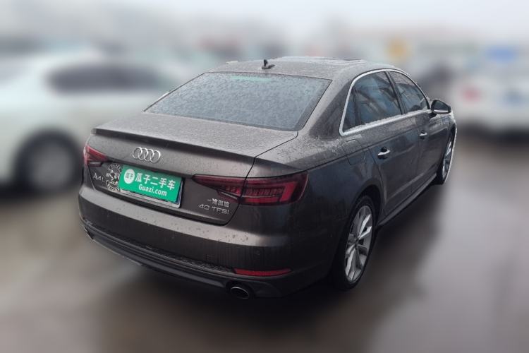 Used Audi A4L 2018 30th Anniversary Edition 40 TFSI Fashion Model
