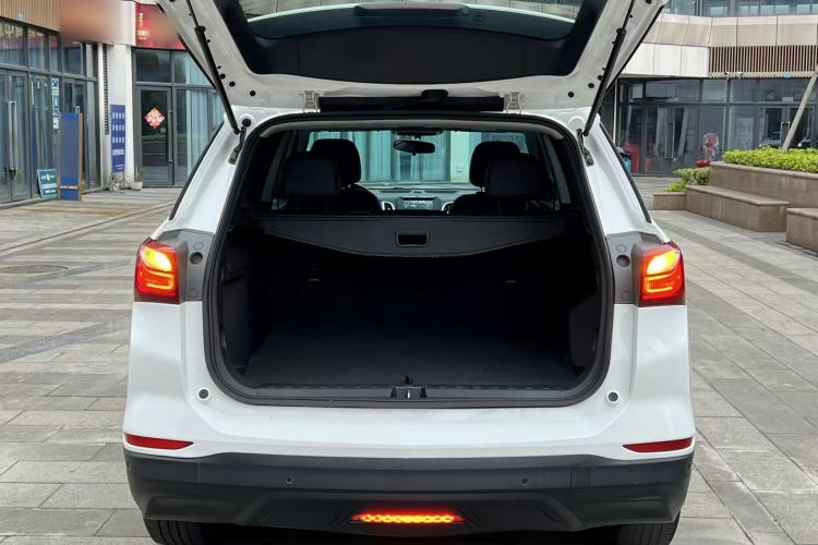 Used Chevrolet Equinox 2019 535T Automatic Chijie Edition China V Standard Trunk