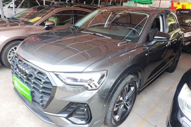 Used Audi Q3 2021 40 TFSI Fashion Dynamic Model
