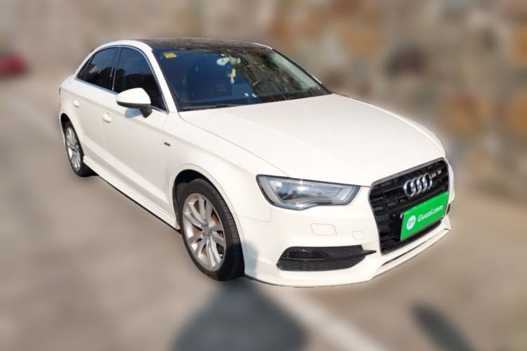 Used Audi A3 (Import) 2014 Limousine 40 TFSI S line Comfort Model
