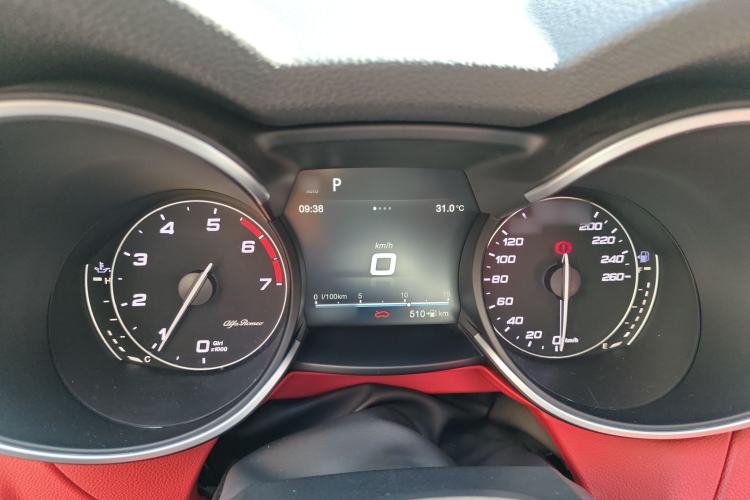 Used Alfa Romeo Stelvio 2017 2.0T 200HP Luxury Edition
